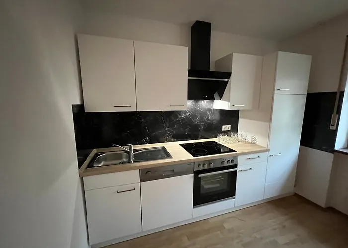 Schwaerzer Casa de hóspedes 3*