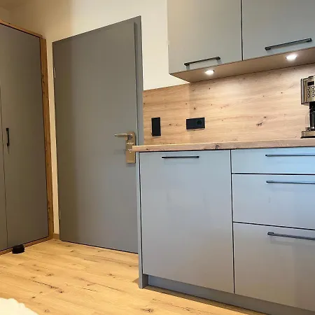 Schwaerzer Gasthuis 3*