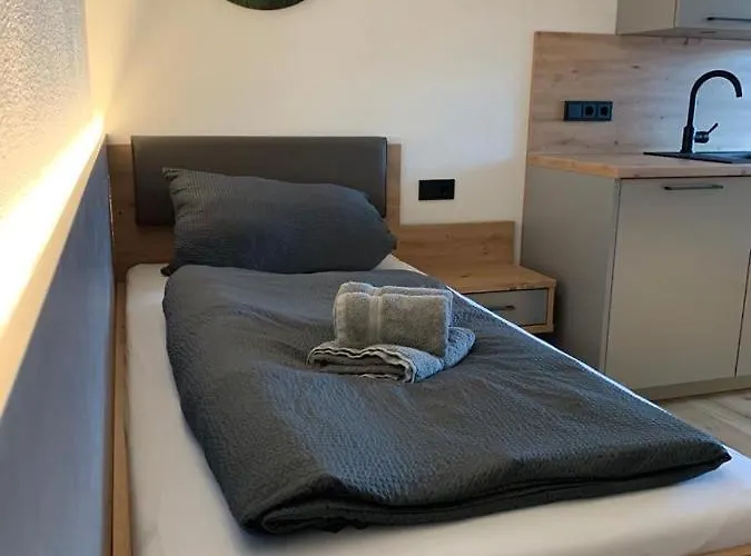 Schwaerzer 3* Weiherhammer