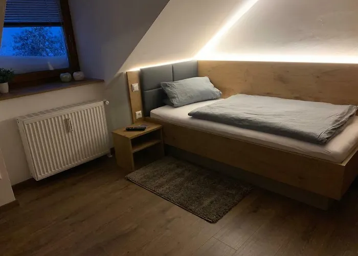 Schwaerzer 3* Weiherhammer